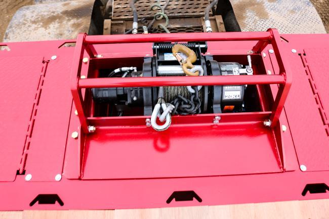 Hydraulic trailer winch used for heavy equipment recovery and loading